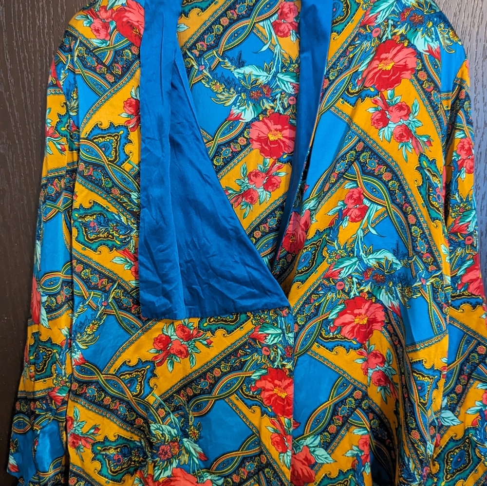 Vintage Victoria's Secret 100% Silk Long Sleeve Blouse